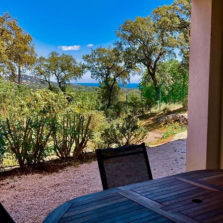 Les Restanques vue mer 5 pers Glycine 2067 Grimaud Extérieur photo